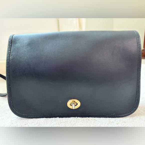 Vintage Hunt Club Black Leather Crossbody Bag - Picture 2 of 16